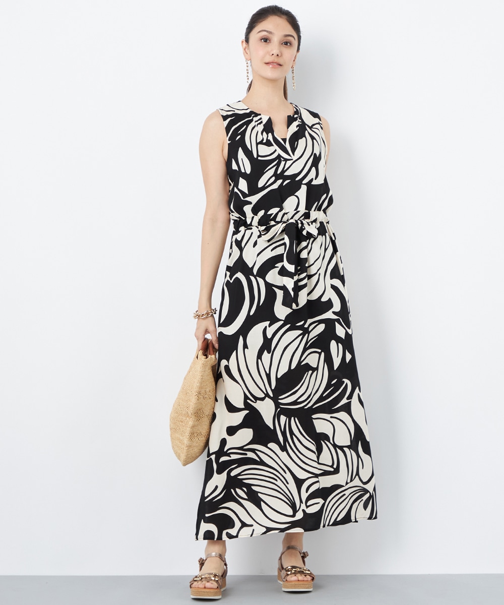 モノトーンロングワンピース