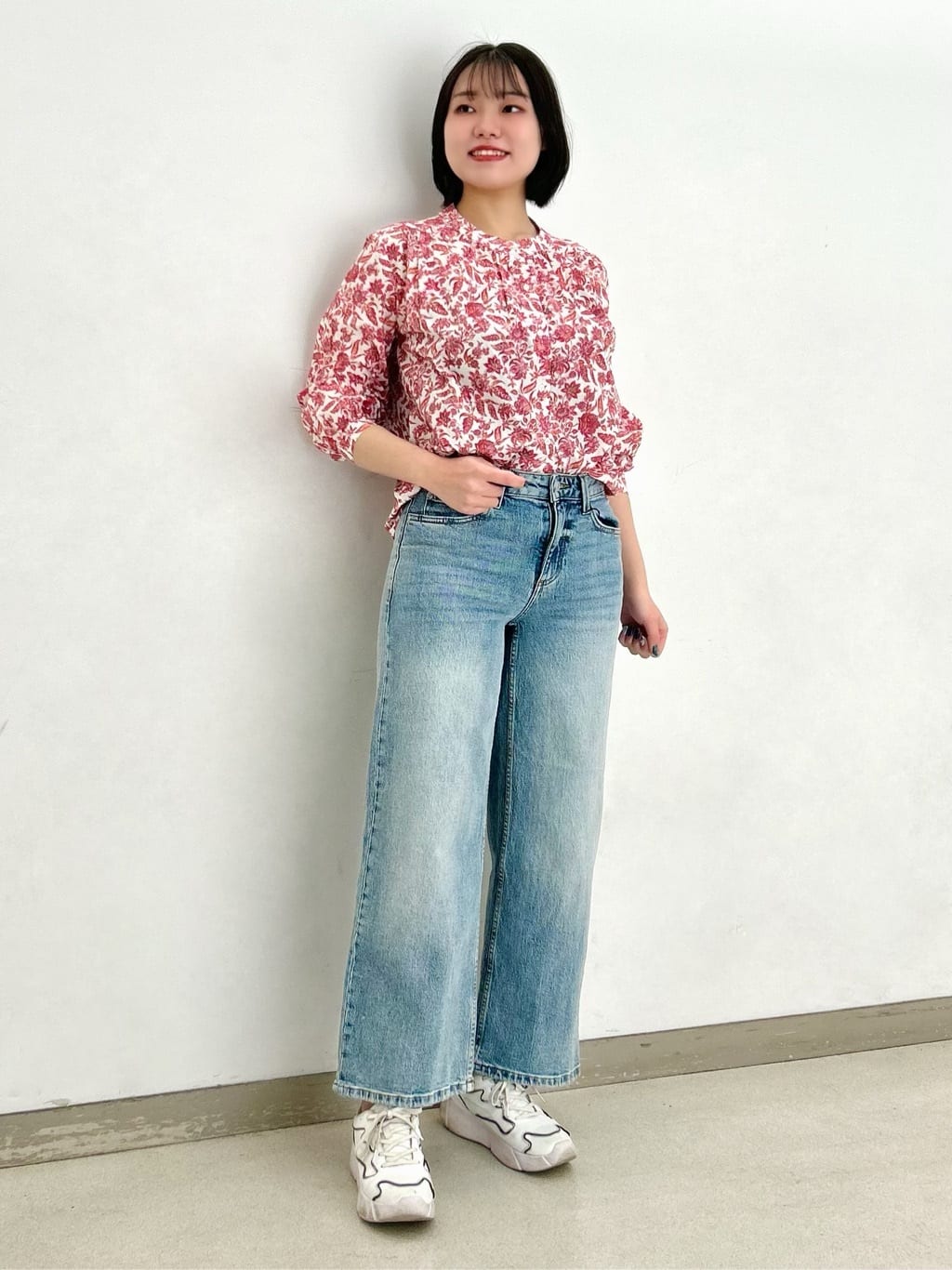 ボタニカルプリントブラウス