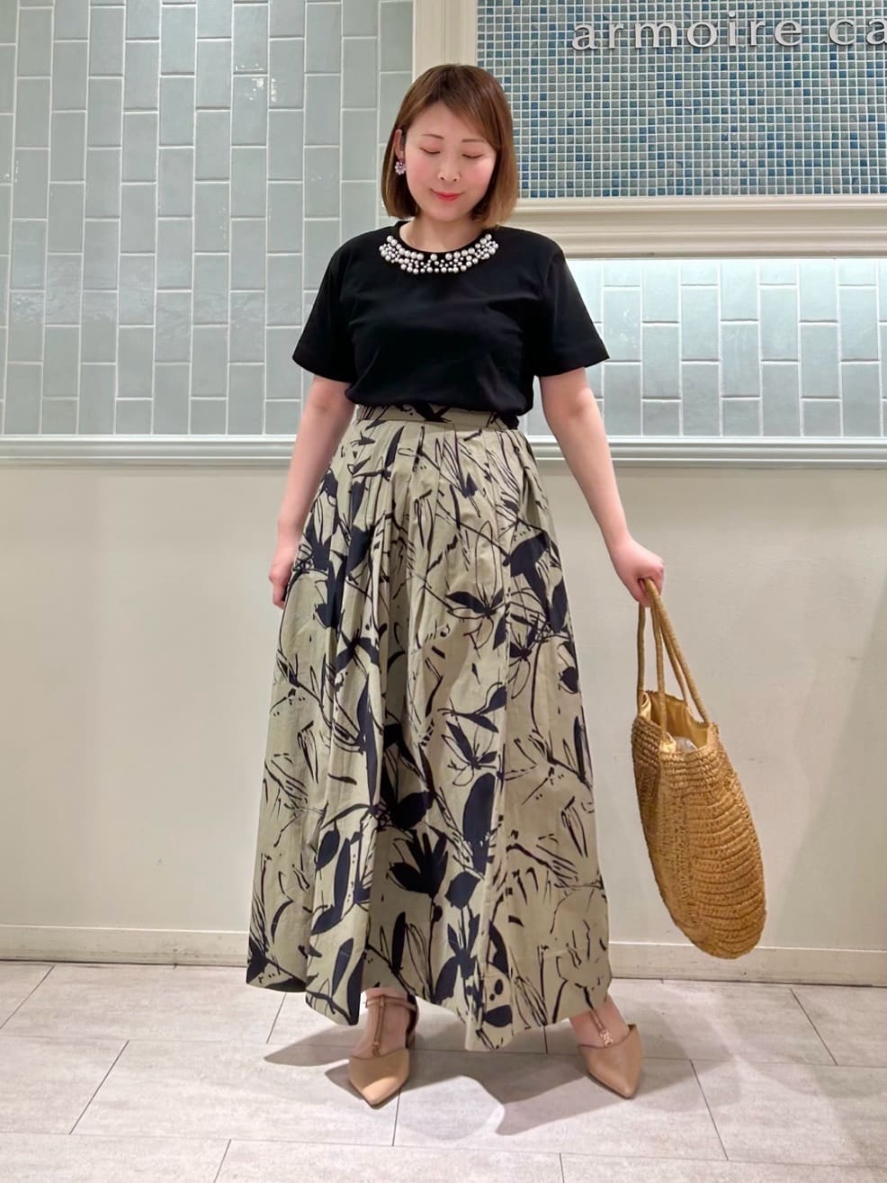 パールビジューTシャツ