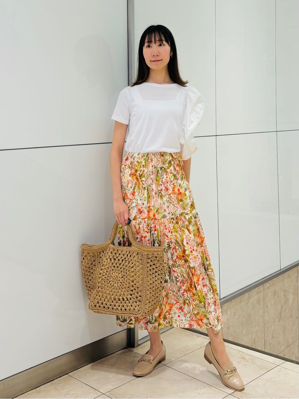 アシメフリルTシャツ