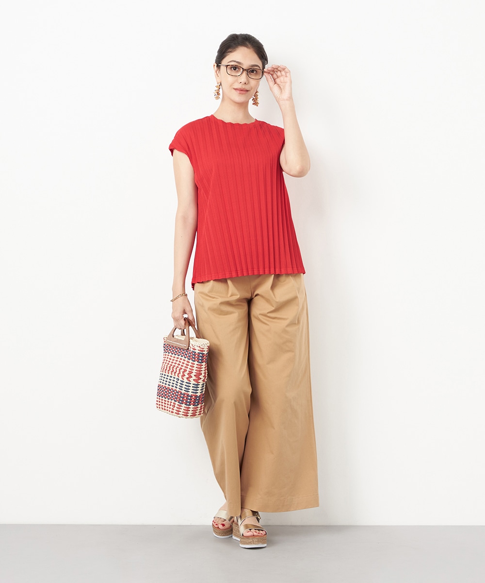 フレンチスリーブプリーツプルオーバー