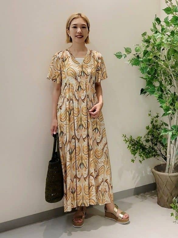 ビッグモチーフプリントワンピース スタッフスタイリング