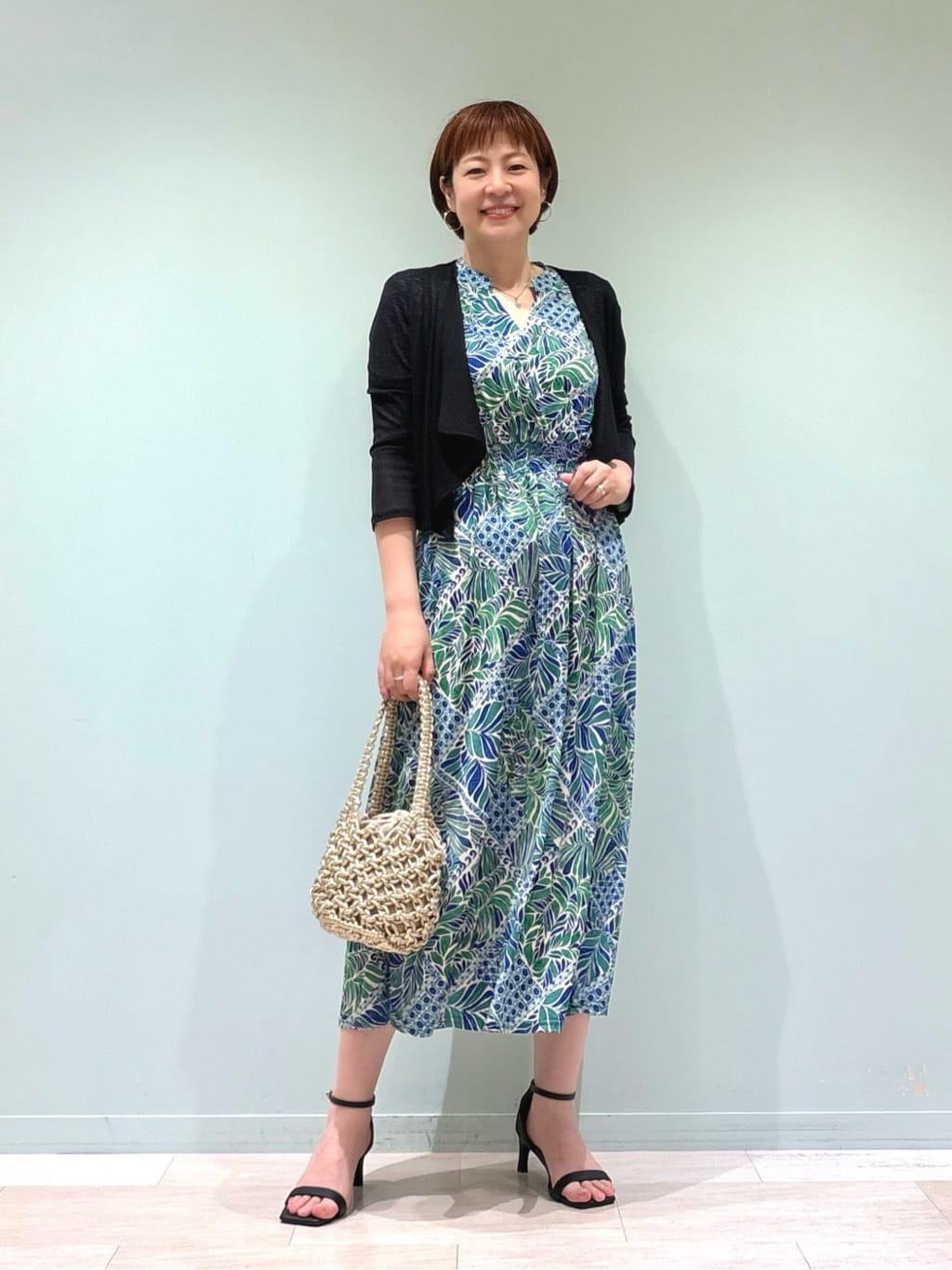 リーフモチーフジャージワンピース スタッフスタイリング