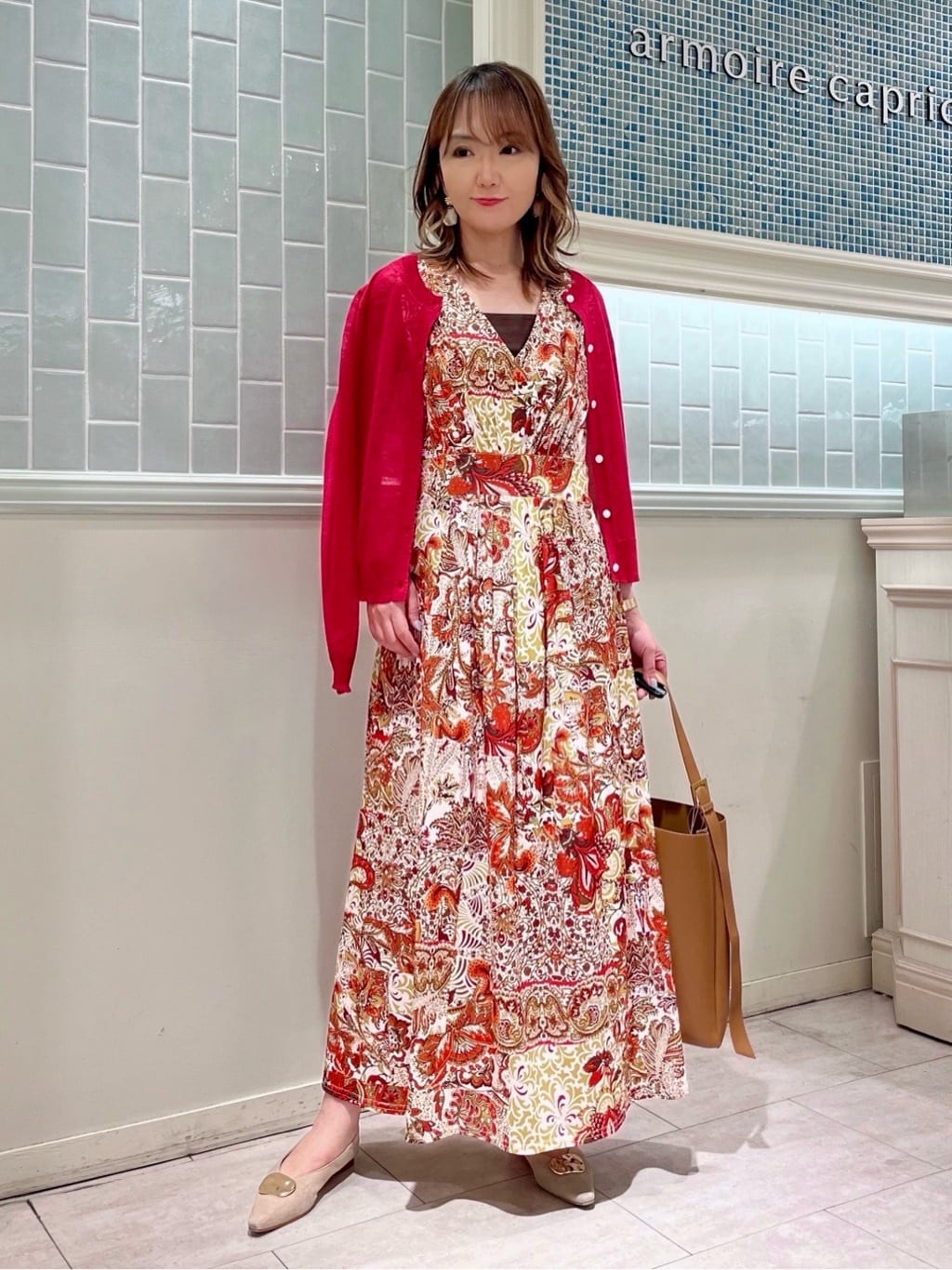 フラワーペイズリージャージワンピース スタッフスタイリング