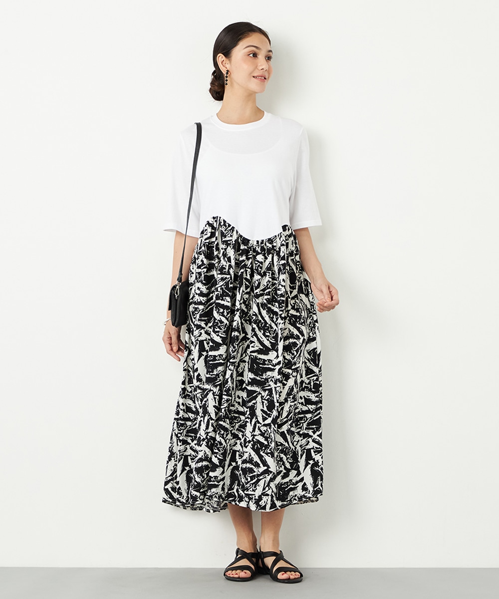 モノトーンプリントドッキングワンピース