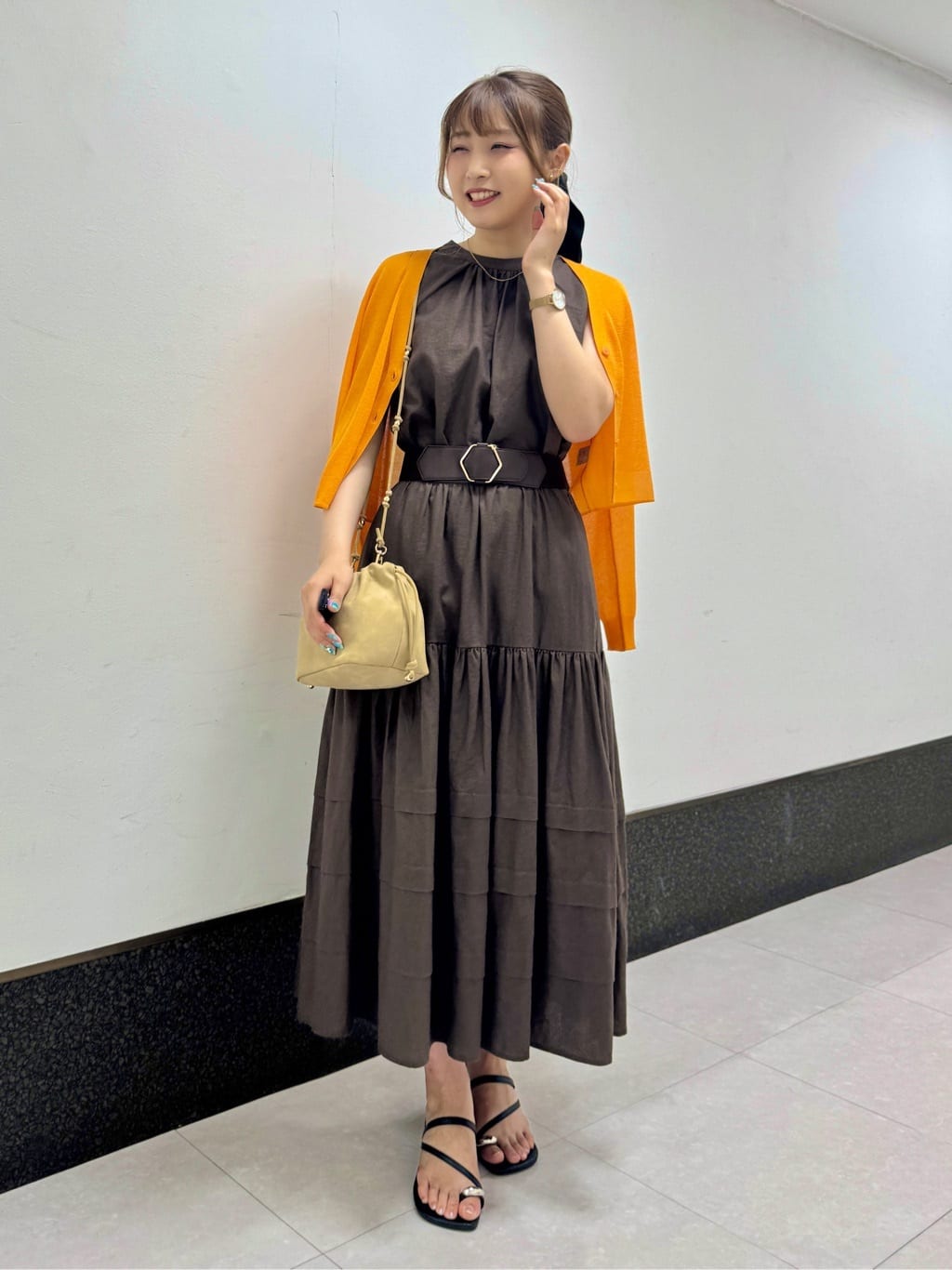 コットンリネンブラウス スタイリング1