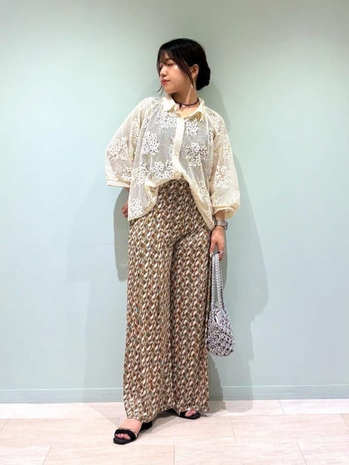 ジオメトリックプリントジャージパンツ スタイリング1