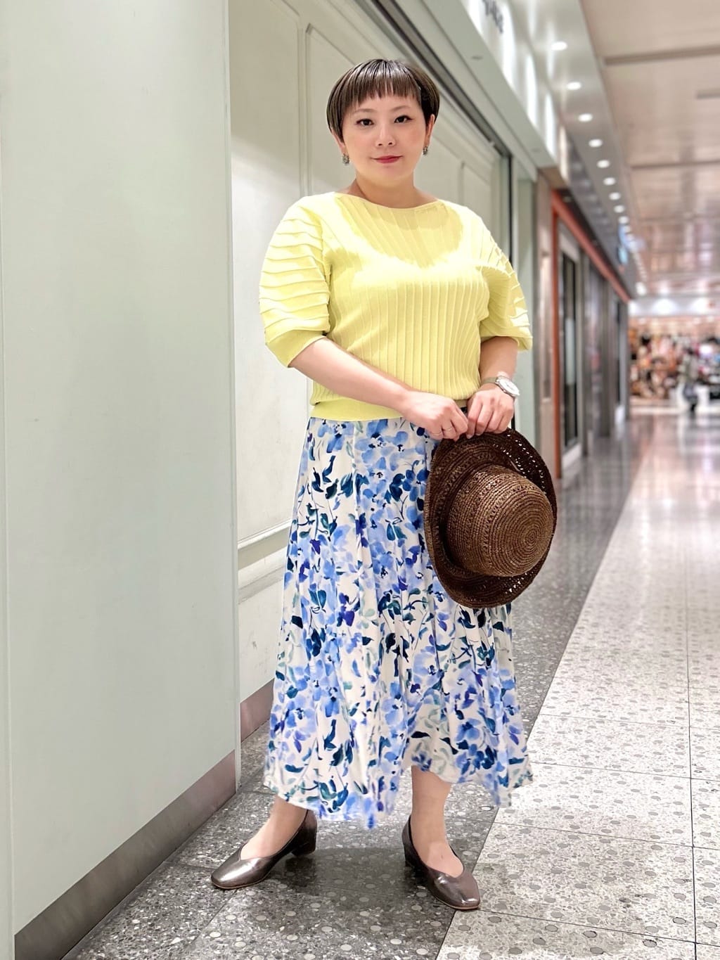 水彩フラワープリントジャージスカート スタイリング2