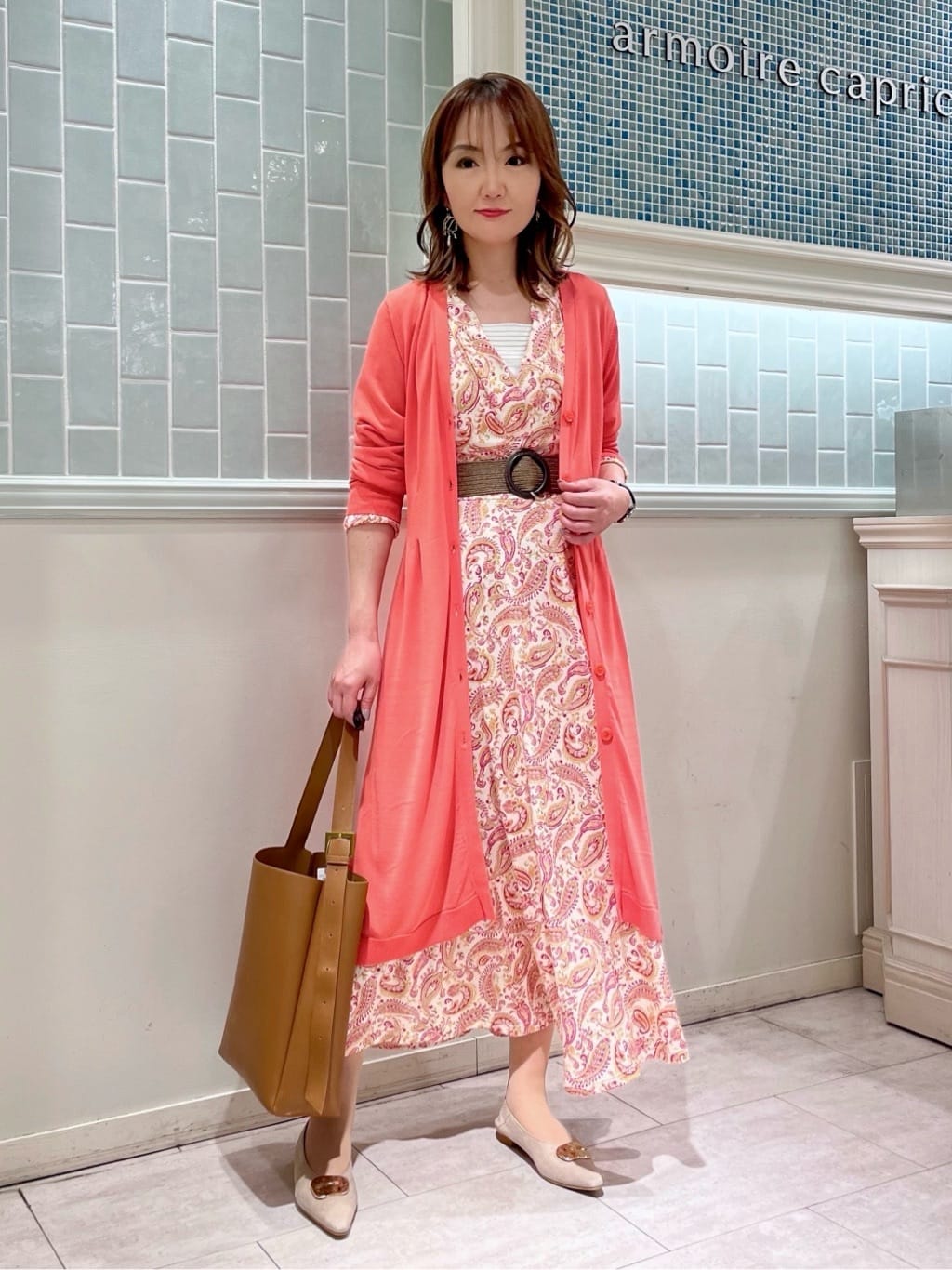 ワンピース×カーディガンでこなれコーデ