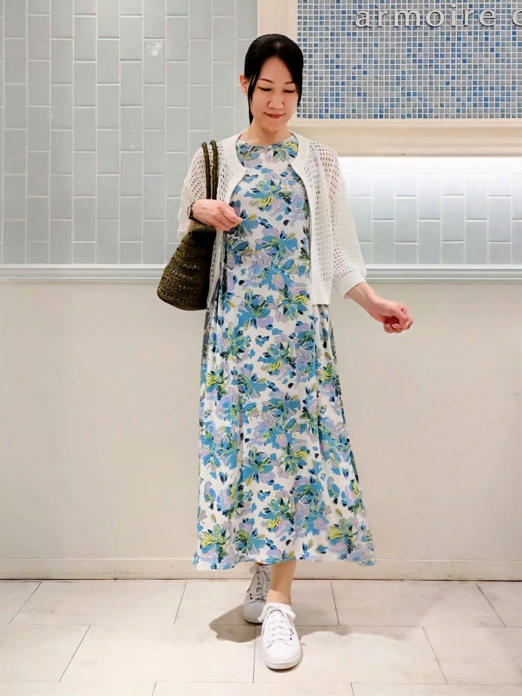 ワンピース×カーディガンでこなれコーデ