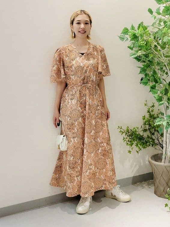 ボタニカルフレアワンピース スタイリング