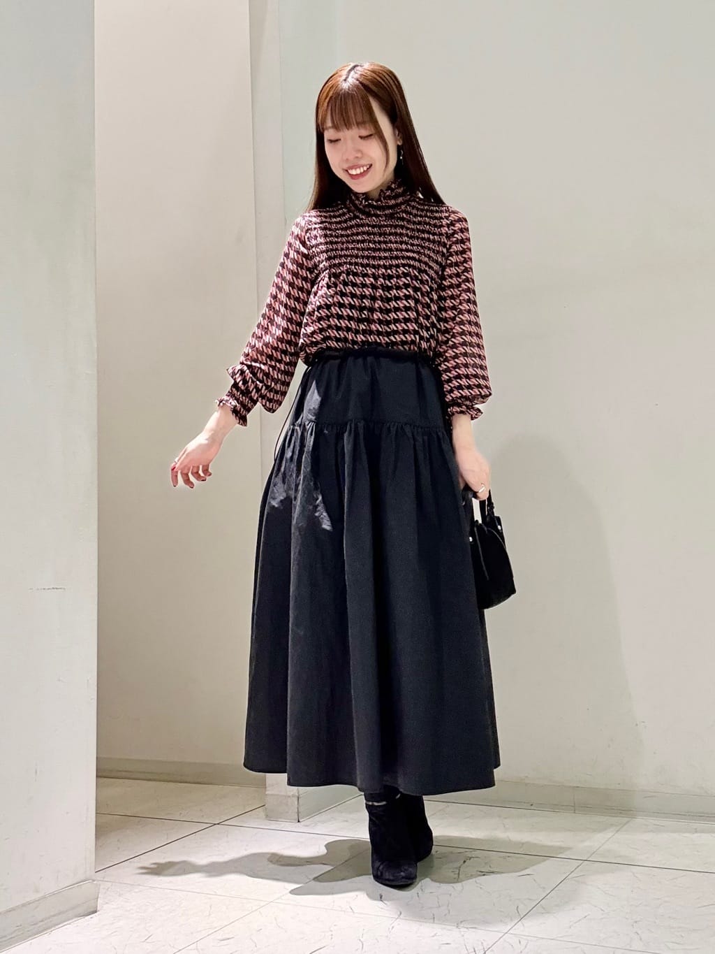 秋支度はボトムから。大人上品に差をつける秋コーデ