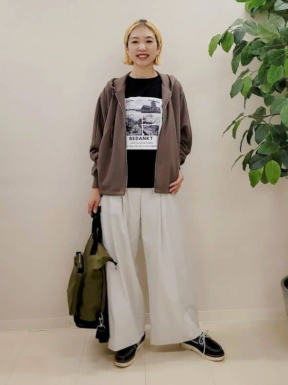 秋支度はボトムから。大人上品に差をつける秋コーデ