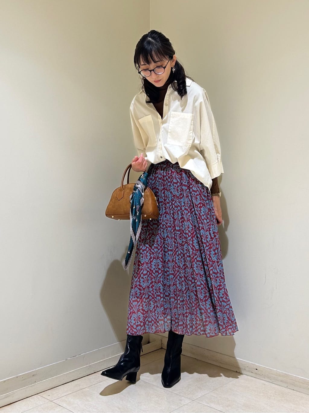 秋支度はボトムから。大人上品に差をつける秋コーデ