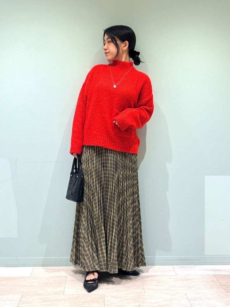 スタッフが選ぶ！この秋注目のニットスタイリング