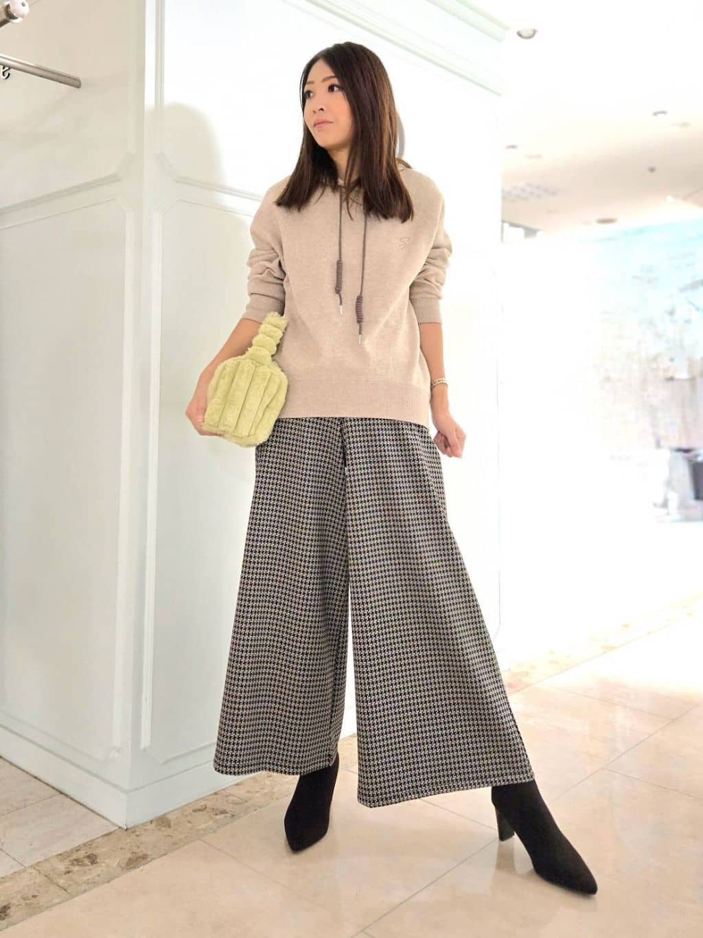 【STAFF STYLING】柄アイテムで秋のおしゃれをアップデート