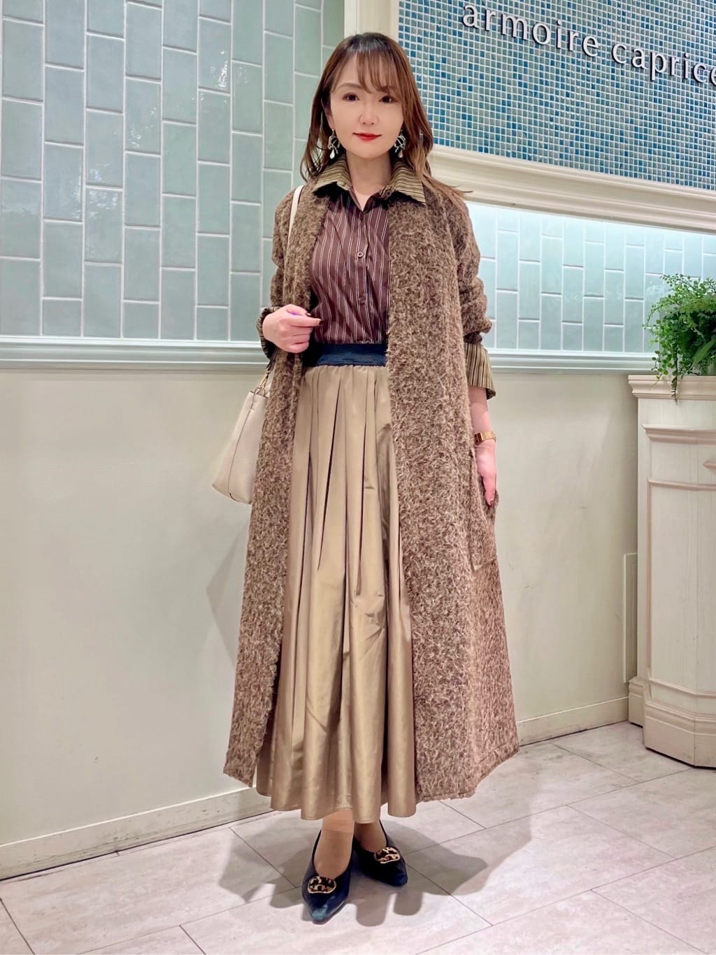 スタッフおすすめ！着こなしの軸になる 上品ボトムスコーデ