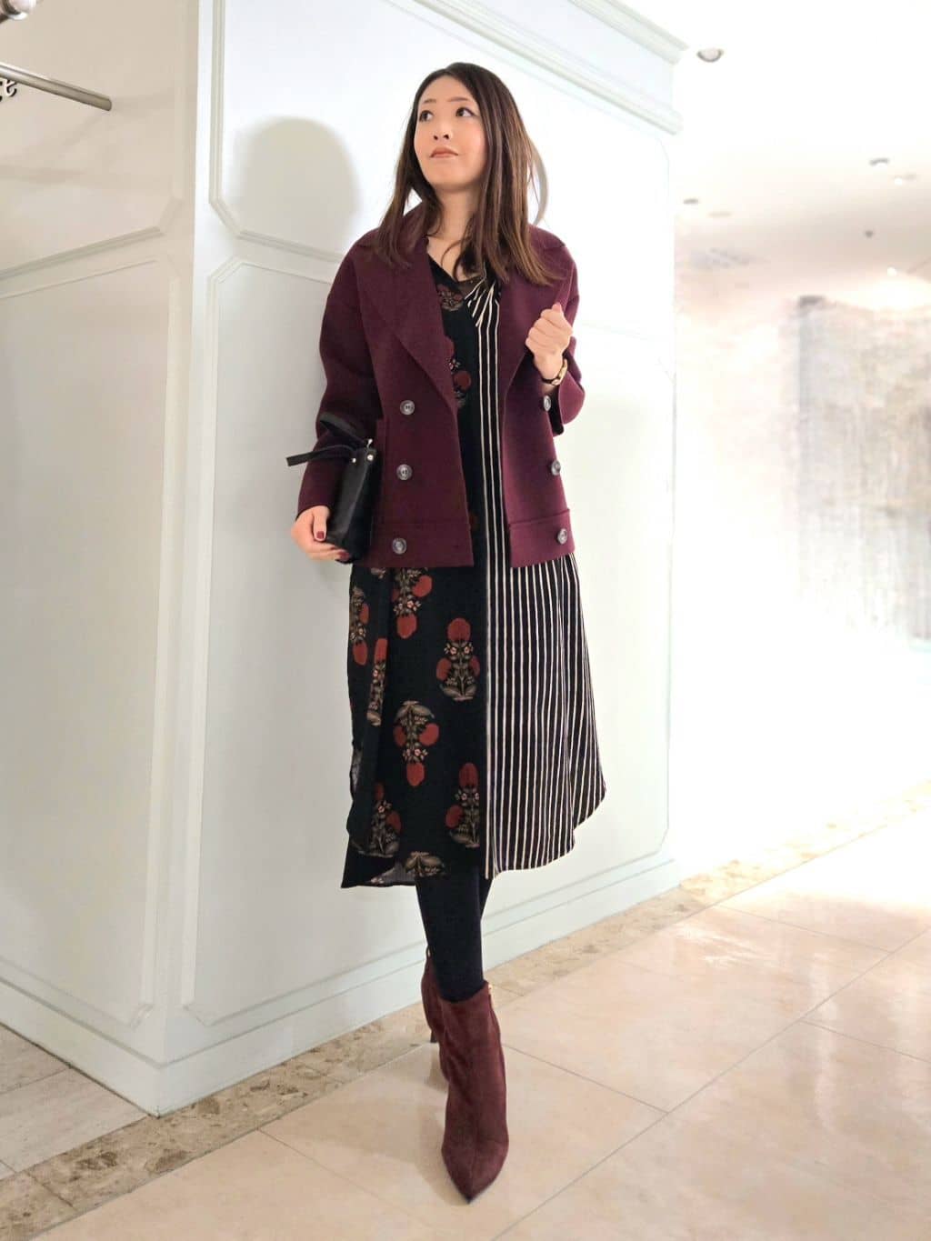 イベントシーンを華やかに彩る、大人のホリデーコーデ