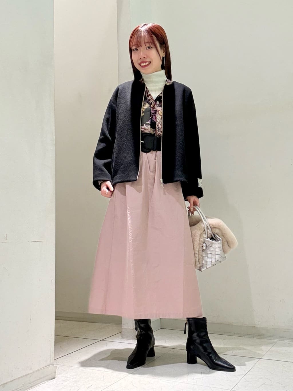 【FINAL SALE 】気温低下に合わせて参考にしたい、スタッフのJUSTコーデ