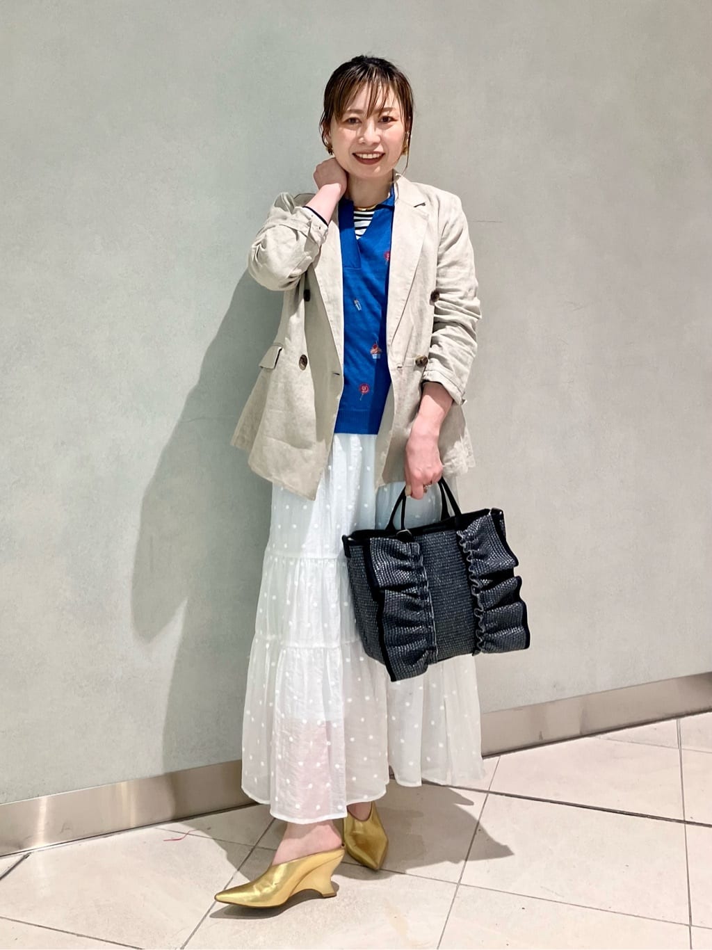 軽やか素材で春を先取り◎春アウタースタイリング