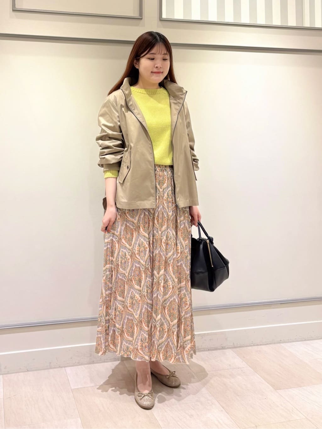 軽やか素材で春を先取り◎春アウタースタイリング