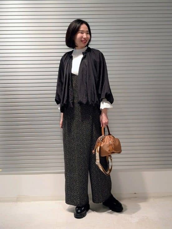 軽やか素材で春を先取り◎春アウタースタイリング