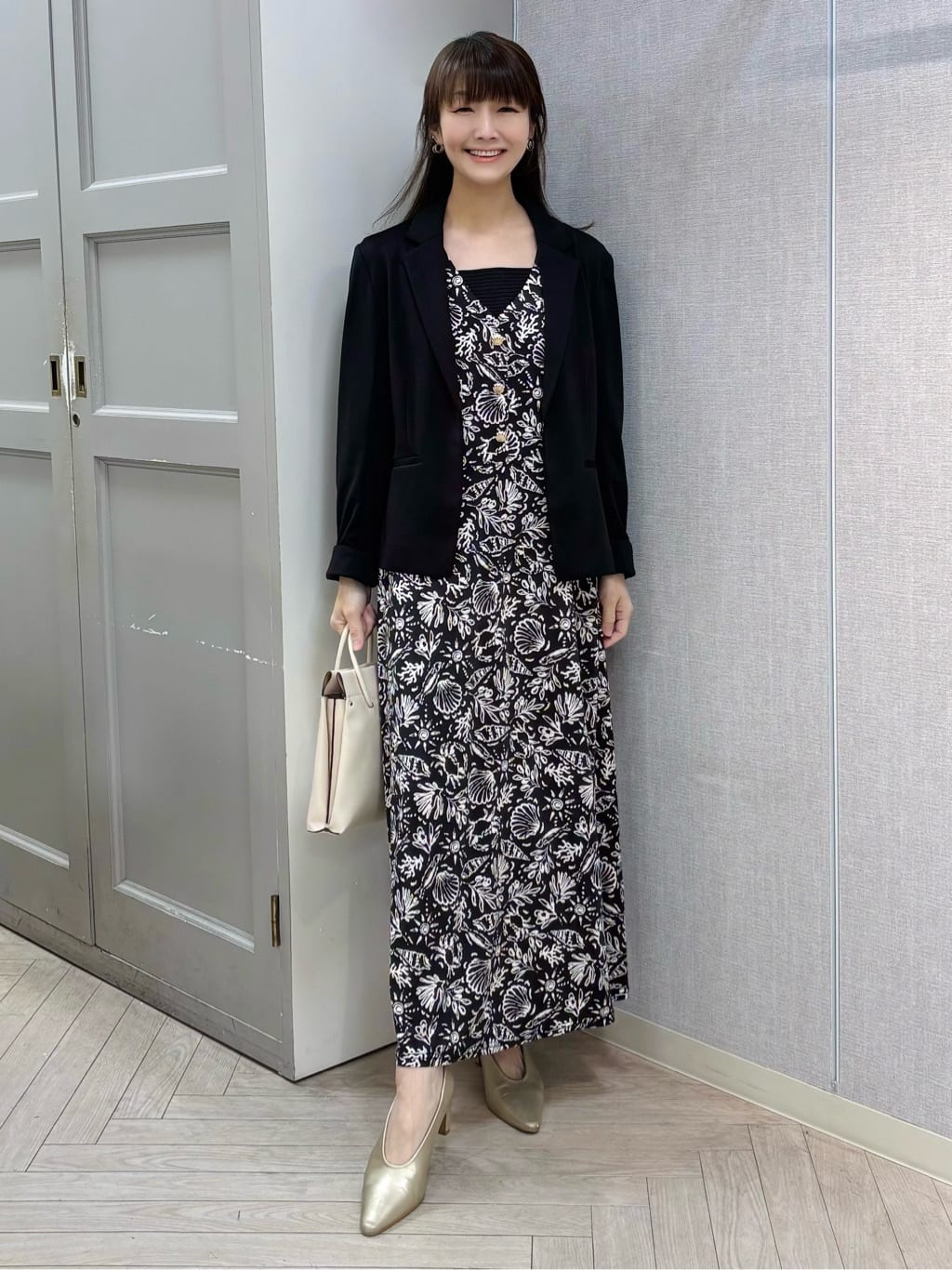 軽やか素材で春を先取り◎春アウタースタイリング