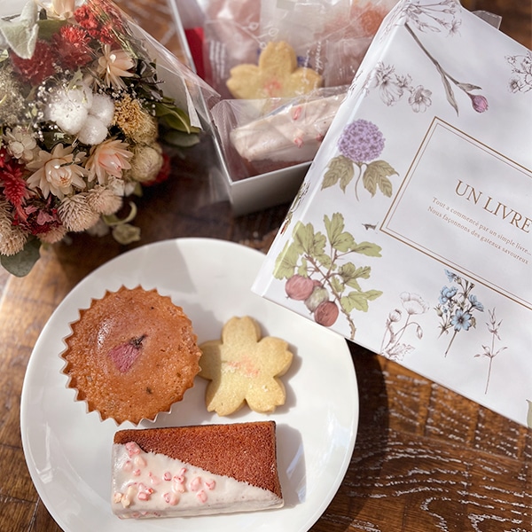 桜とストロベリーの春色アソート