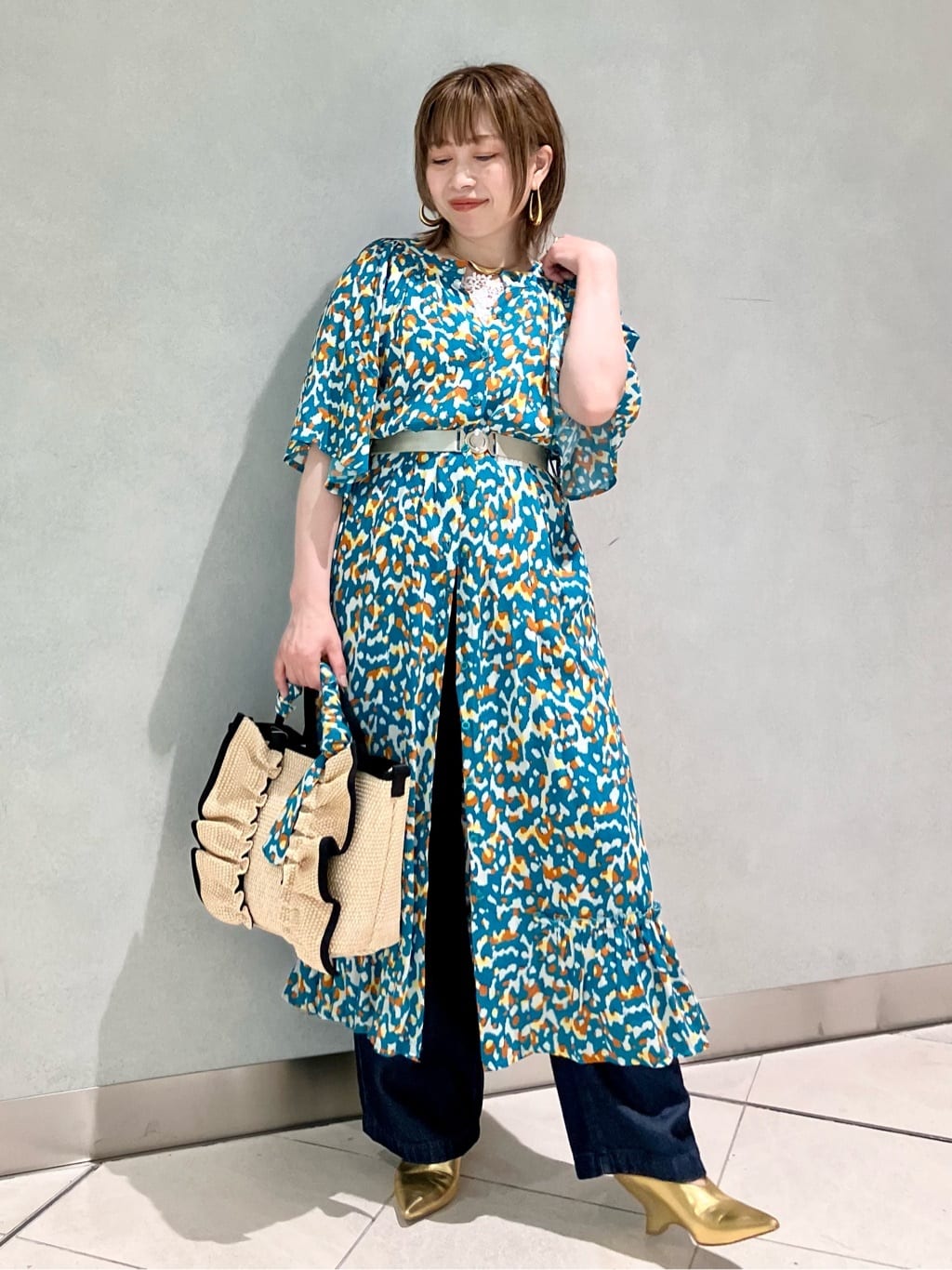 人気スタッフが着こなす、春のパンツスタイル