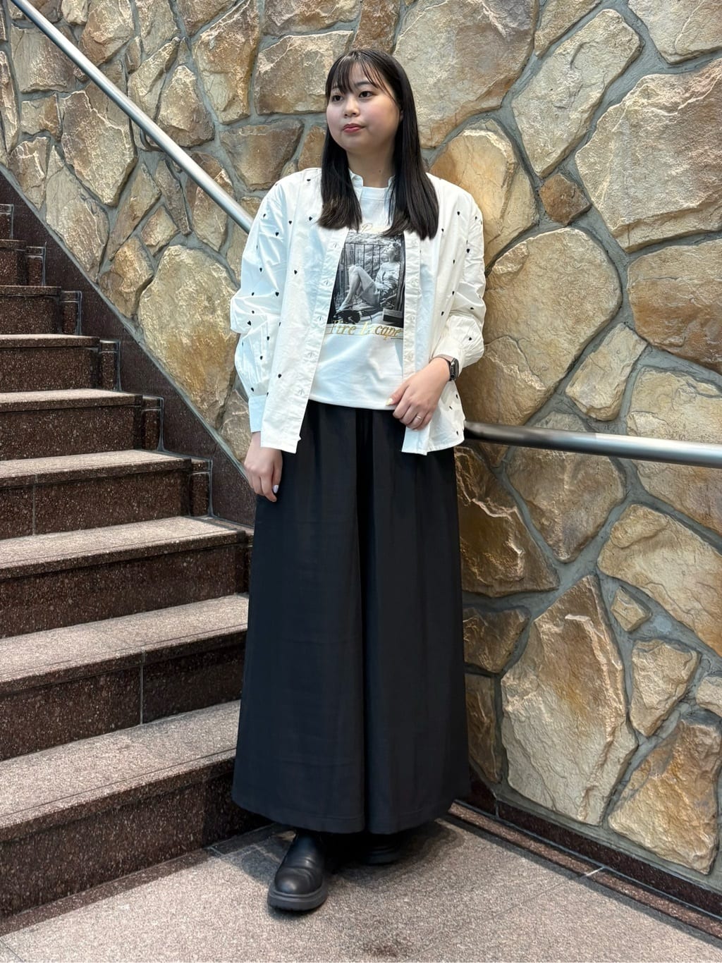 人気スタッフが着こなす、春のパンツスタイル