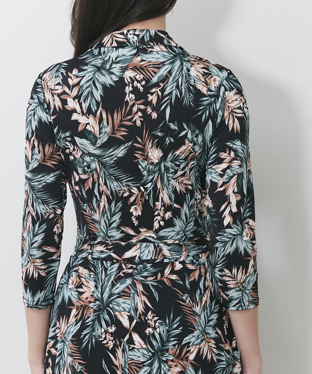 リーフ柄ワンピース