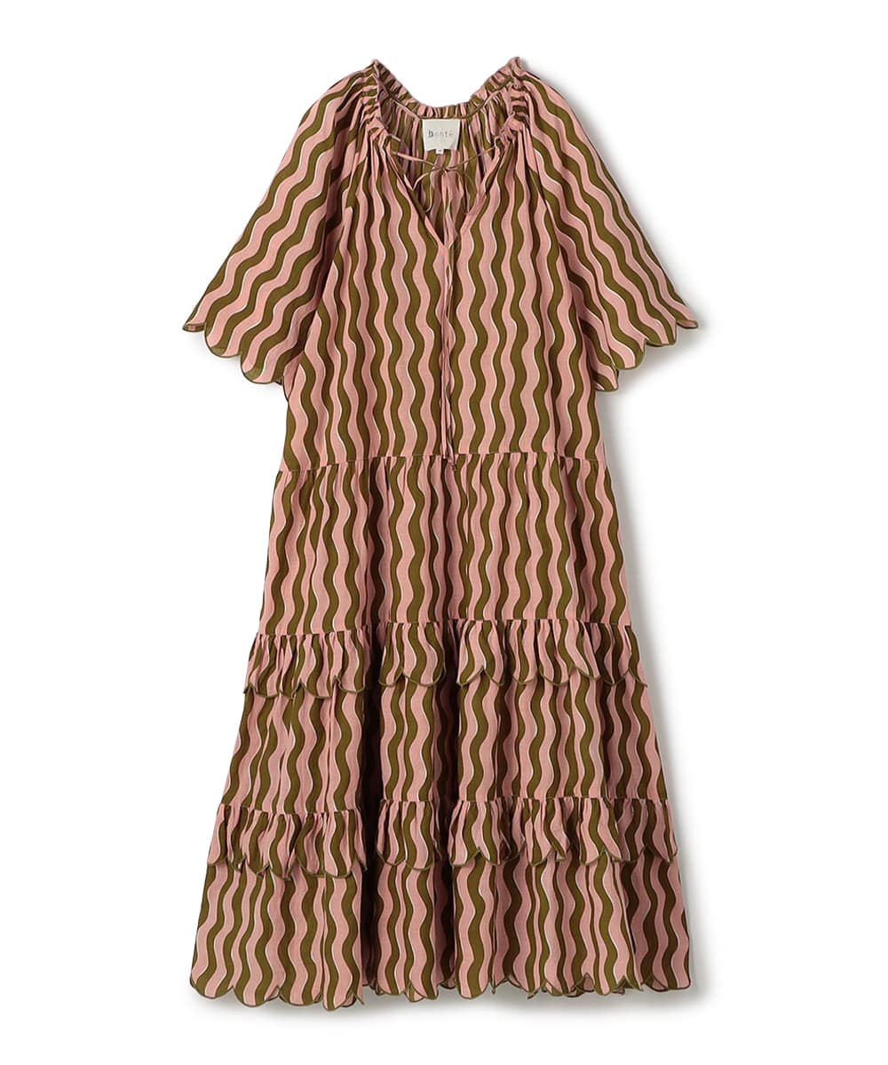  armoire capriceのウェーブプリントスカラップワンピース