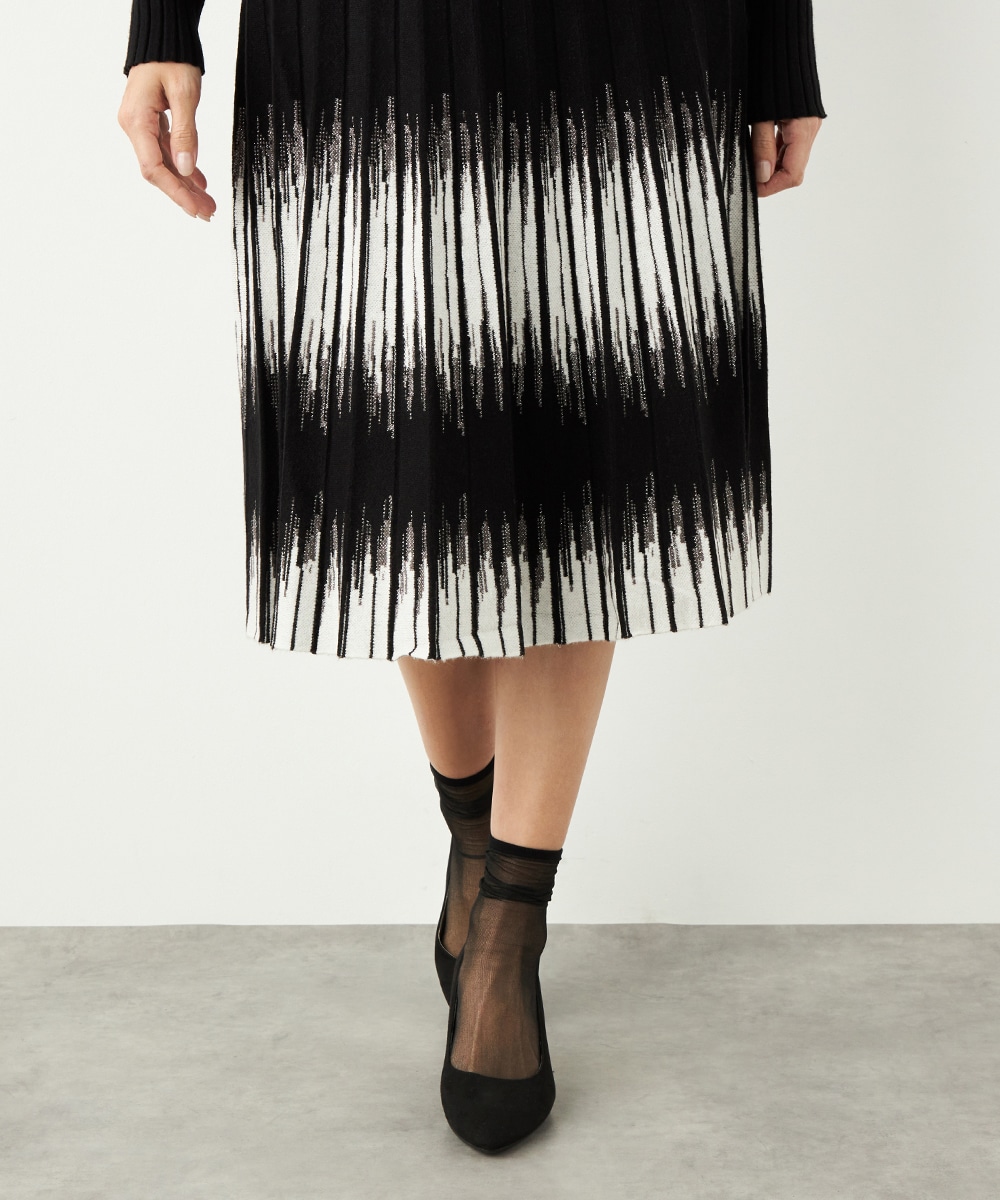 パネル柄ニットワンピース