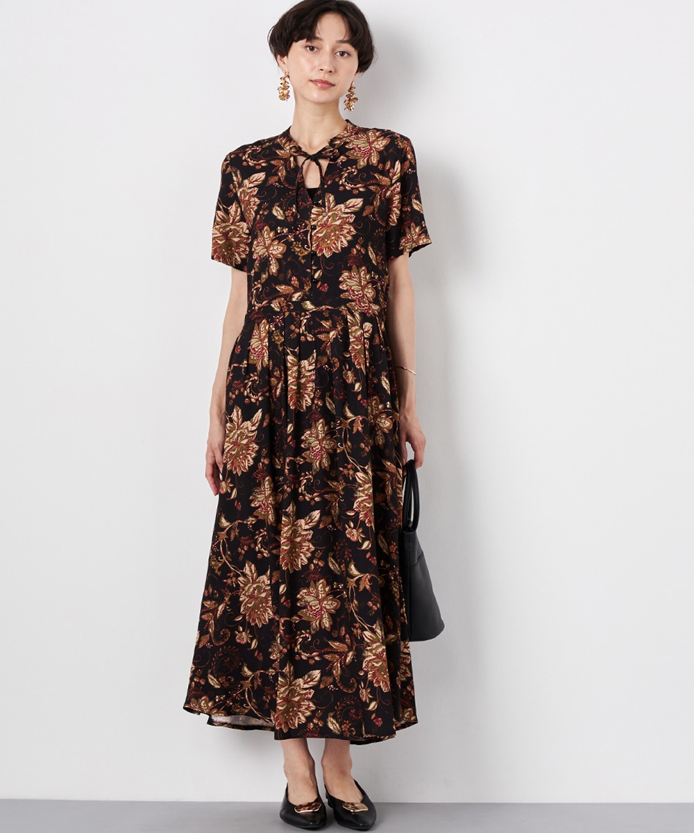  armoire capriceのボタニカルロングワンピース