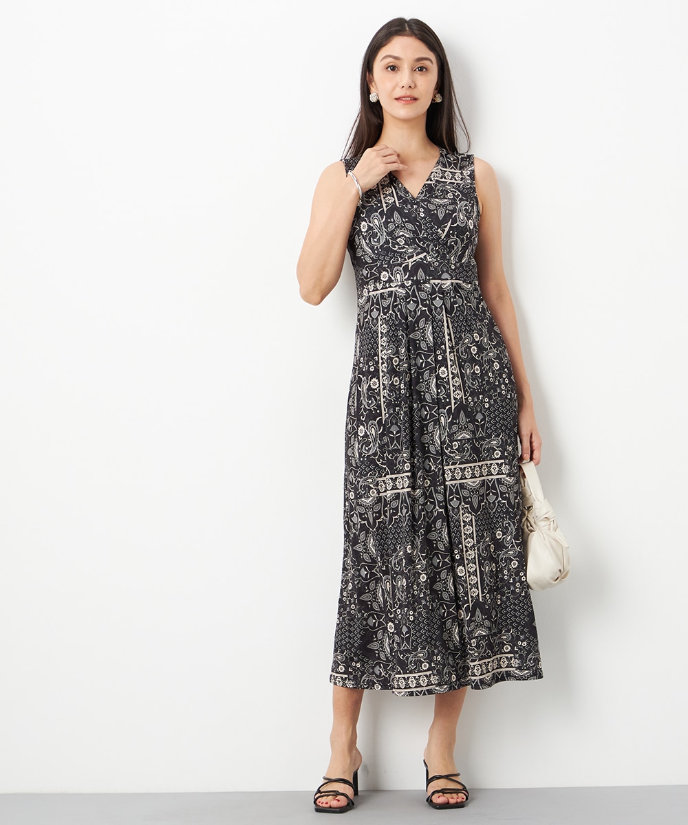  armoire capriceのペイズリープリントジャージワンピース
