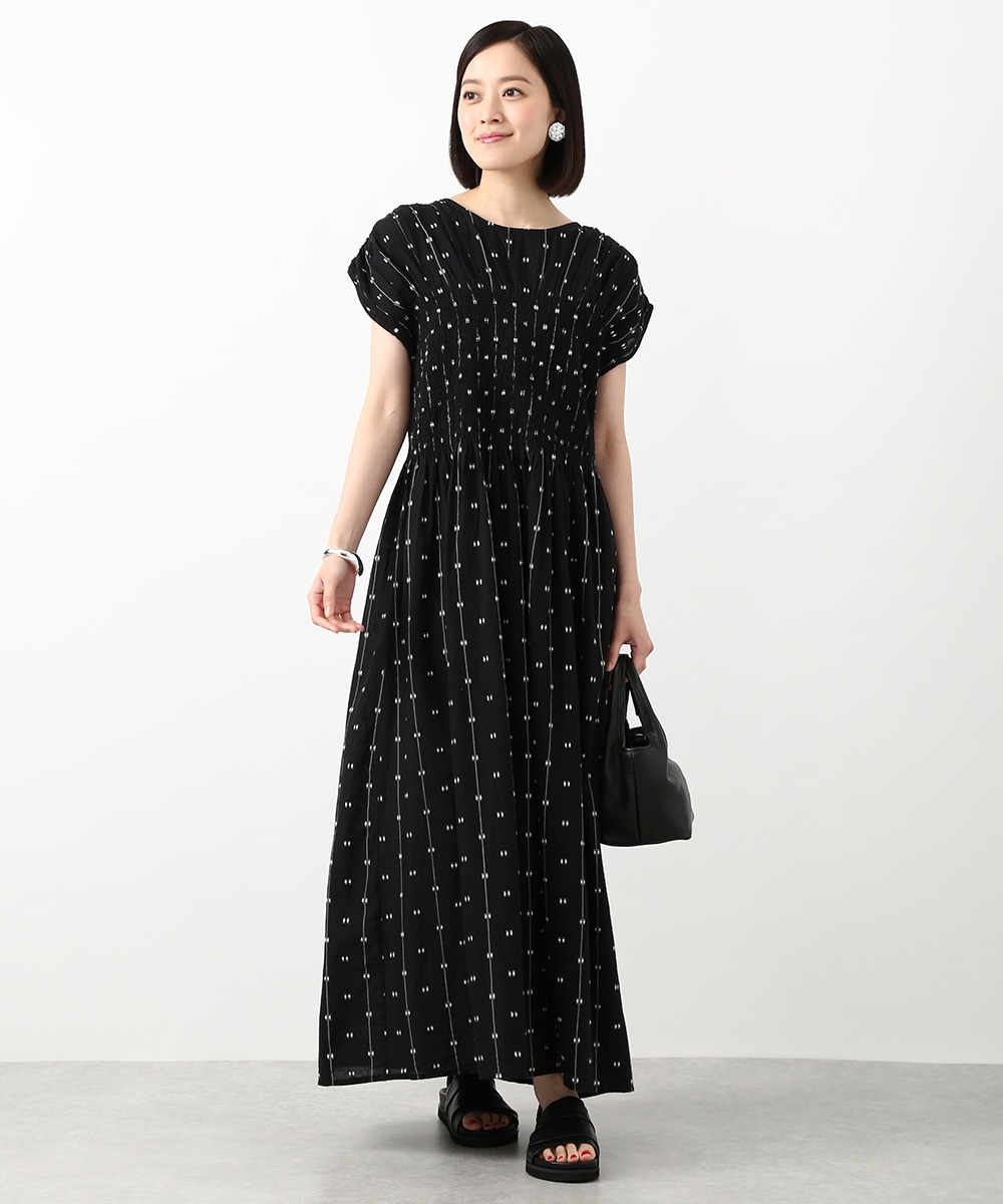  armoire capriceの刺繍ドットストライプシャーリングワンピース