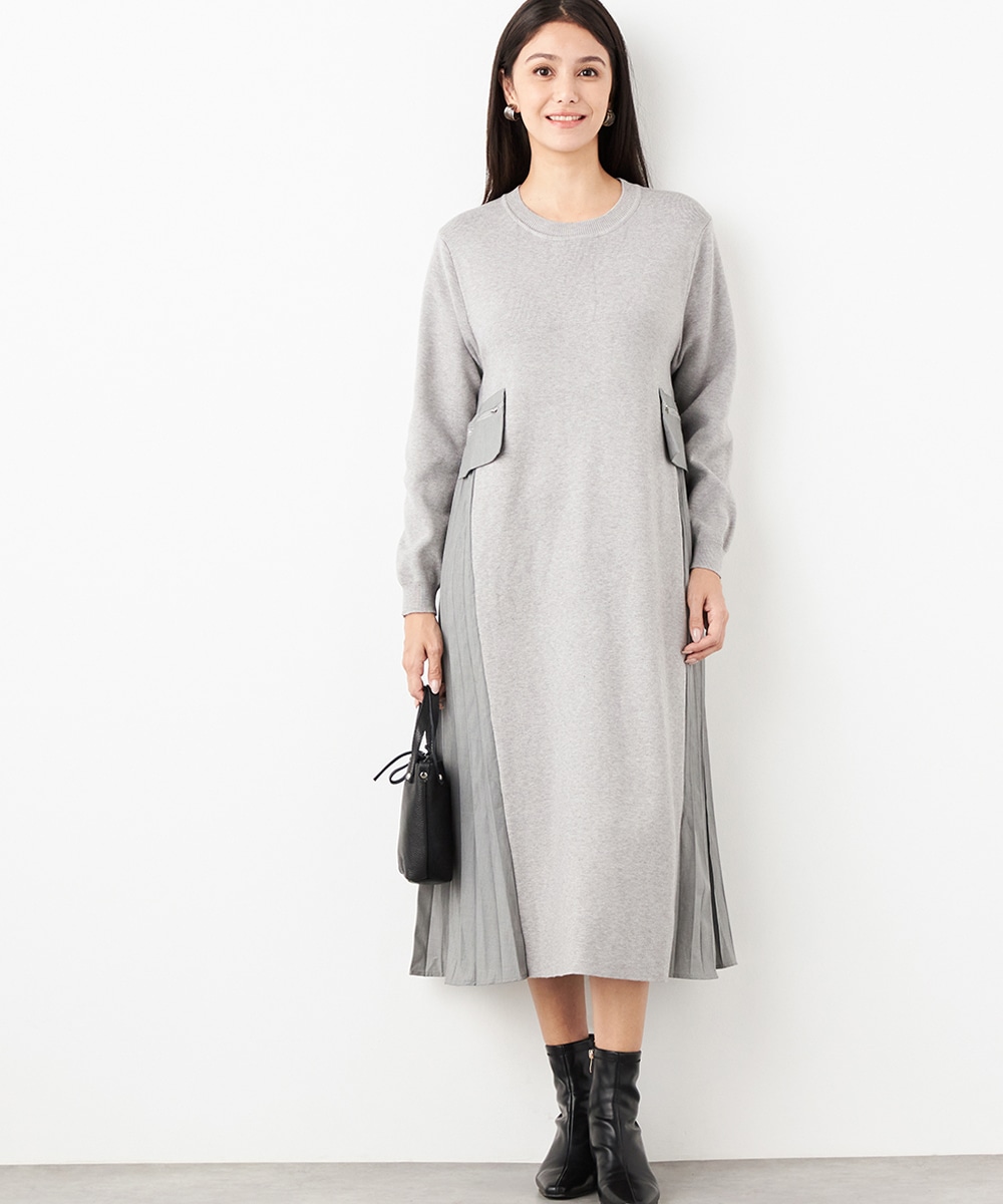  armoire capriceのサイドプリーツニットワンピース
