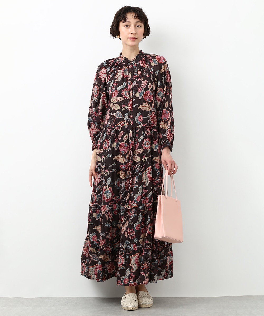 ボタニカルロングワンピース