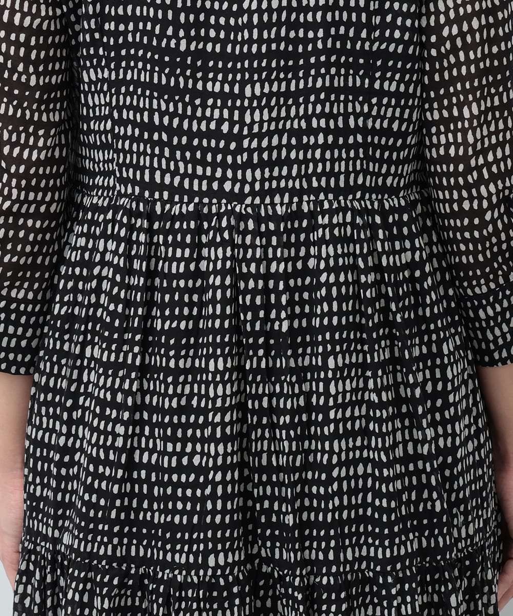 プチ幾何学プリントティアードワンピース