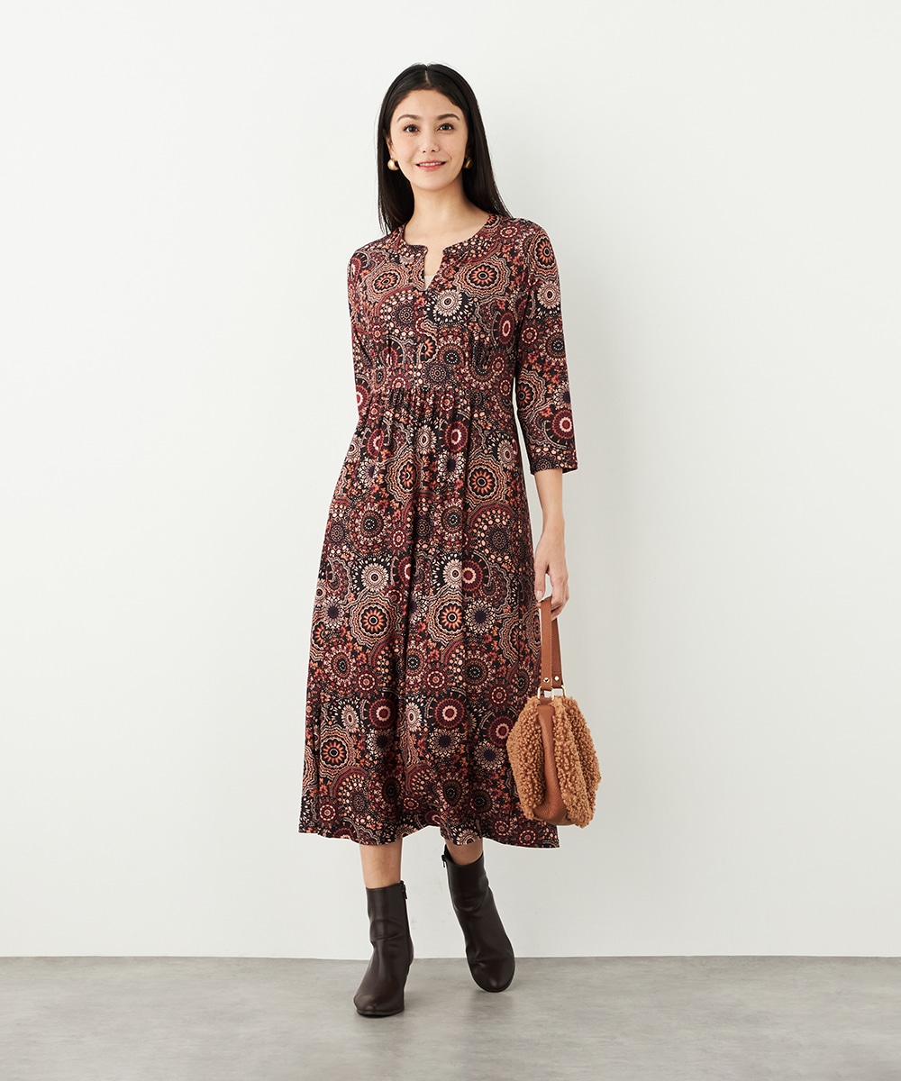アラベスクプリントジャージワンピース