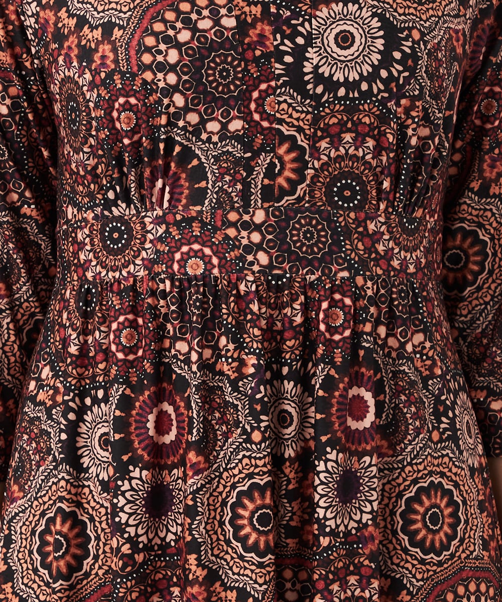 アラベスクプリントジャージワンピース