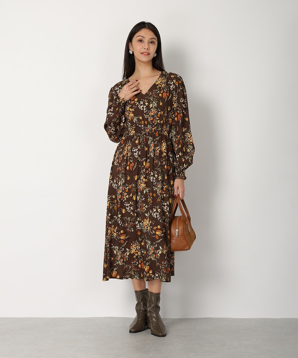 フラワーシャーリングワンピース