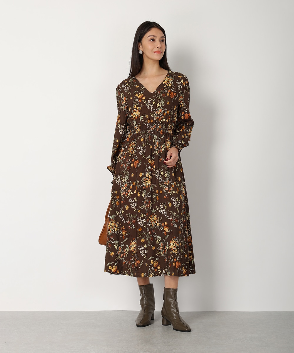 フラワーシャーリングワンピース