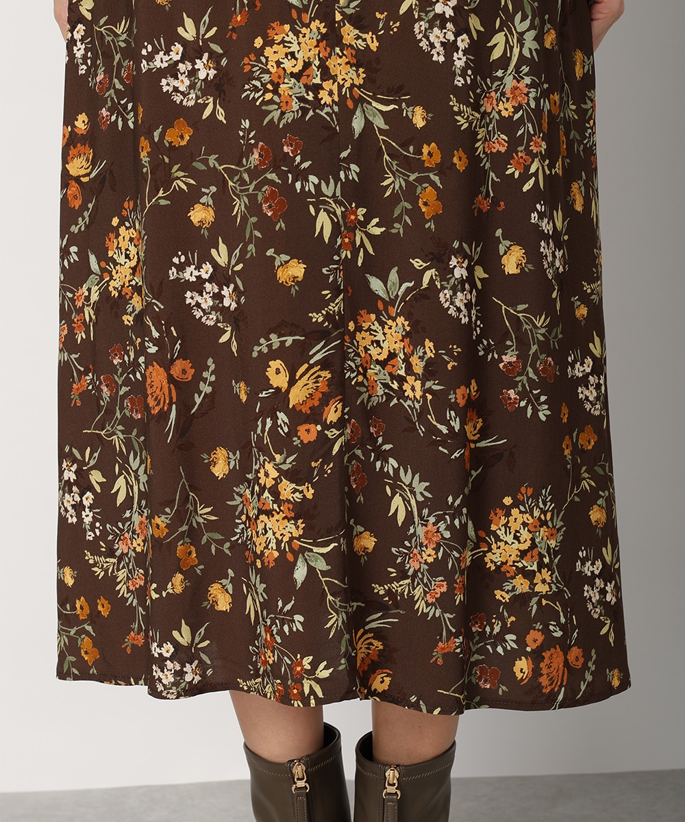 フラワーシャーリングワンピース