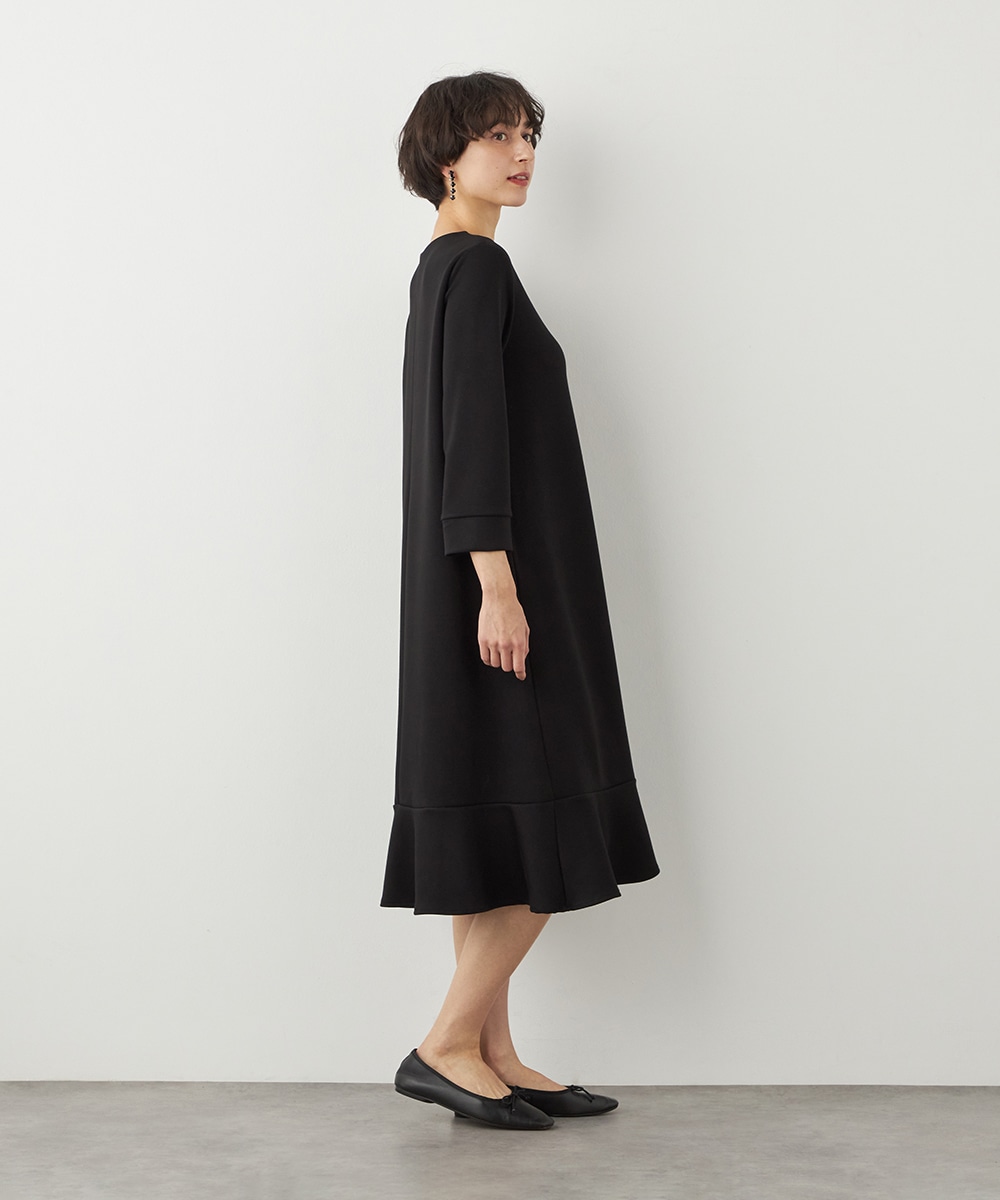 フリル切り替えサックワンピース