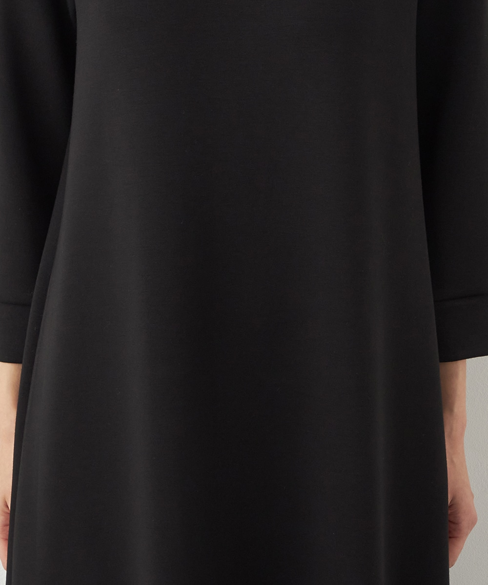 フリル切り替えサックワンピース