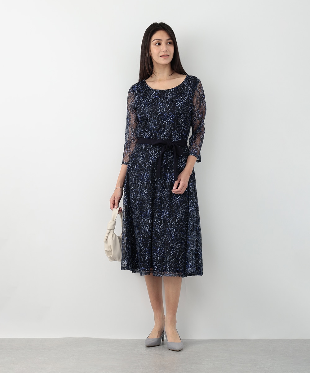 フラワーレースワンピース