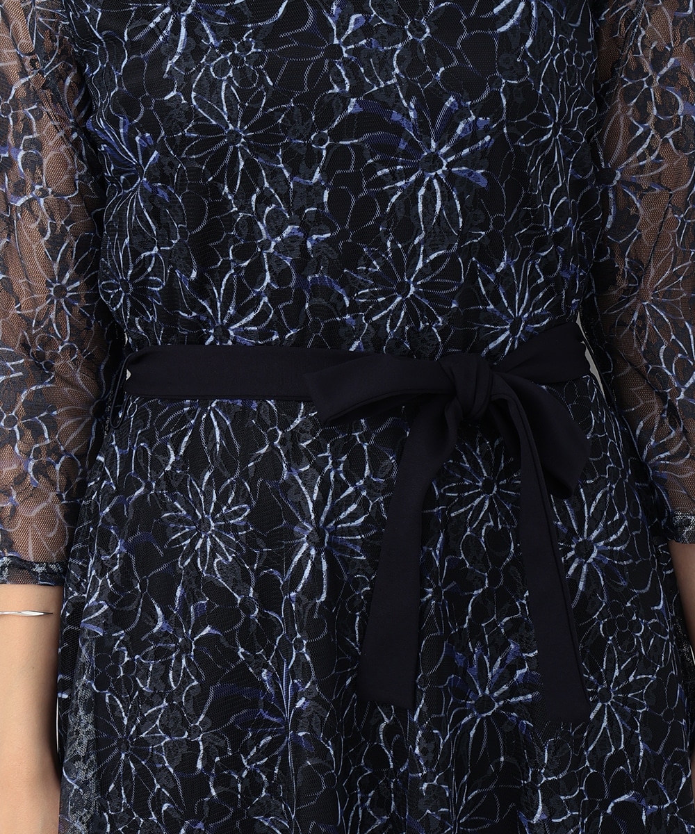 フラワーレースワンピース