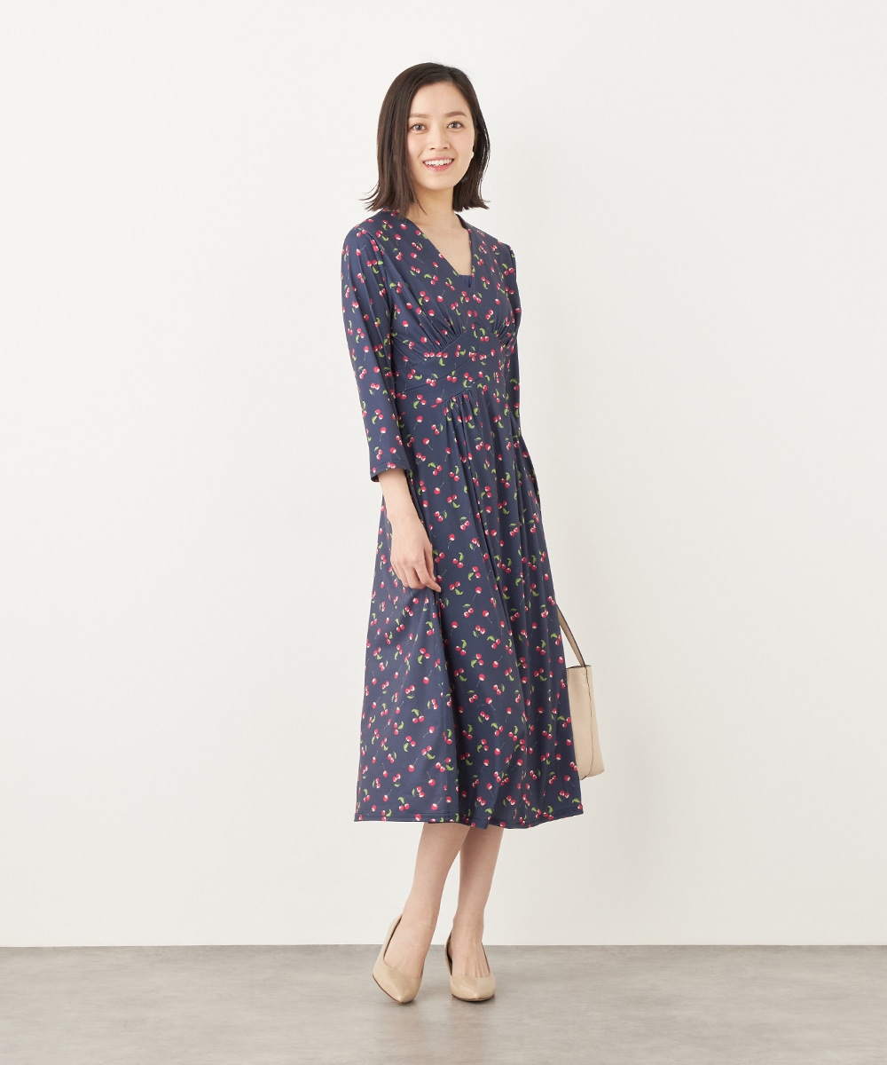 チェリープリントジャージワンピース