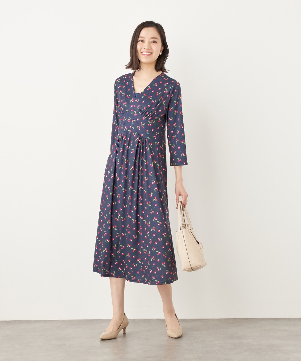チェリープリントジャージワンピース